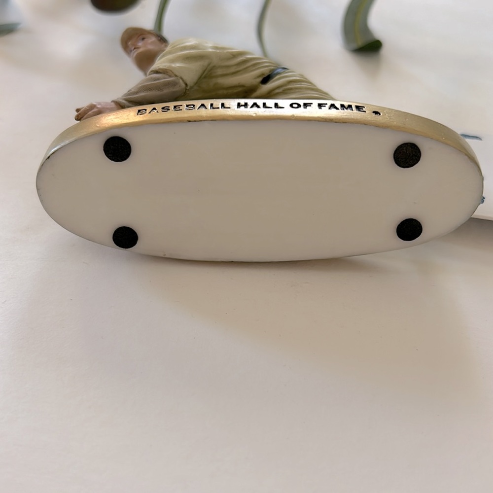 National Baseball Hall of Fame & Museum Sculpture Collection - Picture 2 of 10